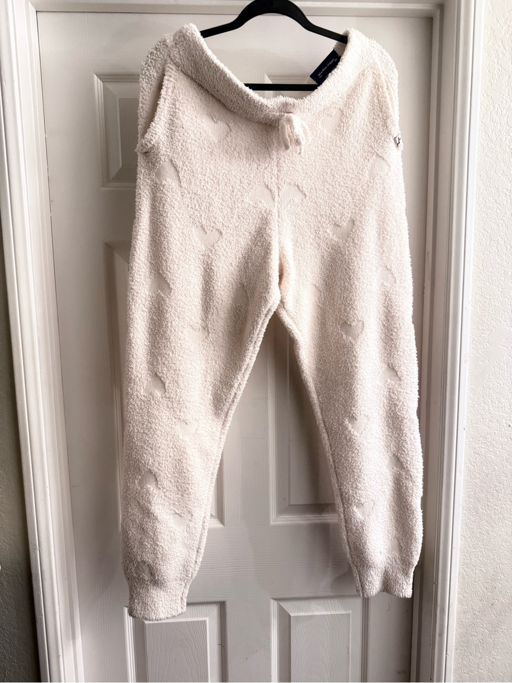 JoyLab Cream Fuzzy Heart Joggers